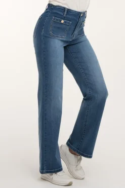 Carmen bootleg jeans