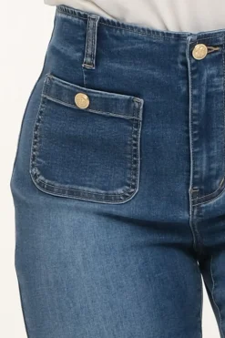 Carmen bootleg jeans